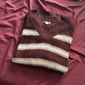 Maroon American Eagle Sweater
